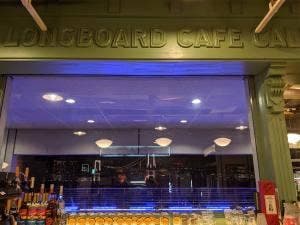 ロングボード・カフェ