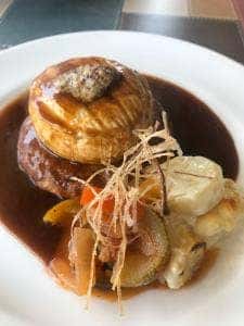 ビストロ摩亜志伊