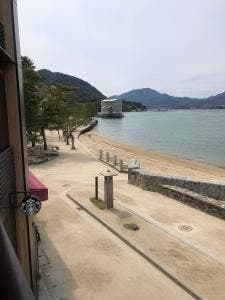 スターバックス コーヒー 厳島表参道店