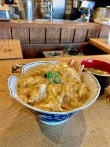 鎮座 タキビヤ。