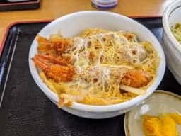 山田うどん 竹間沢店