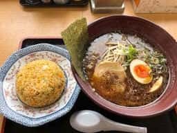 にんたまラーメン 旭店