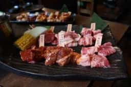 新宿思い出横丁酒場情熱ホルモン