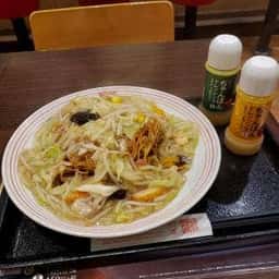 リンガーハット 田町慶応仲通店