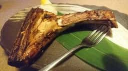 無国籍料理 かもん