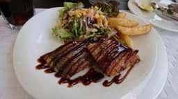 マリーナ レストラン トリム