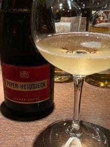 WINE BAR 神楽坂 凛花