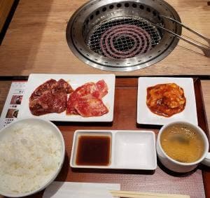 お肉屋さんのひとり焼肉若江岩田店