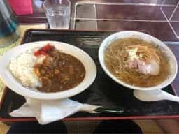食堂 おかずや