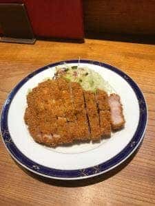 中華・とんかつ処 伊志井