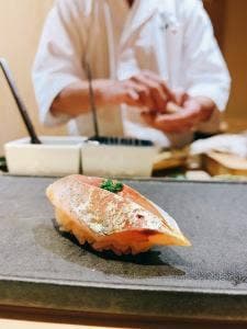 千住しげ