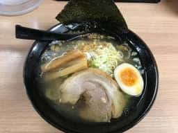 横浜家系ラーメン 春樹 鮫洲店
