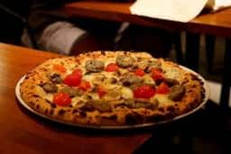 Pizzeria Naughty