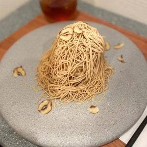 和栗モンブラン専門店 栗歩 福井駅前店