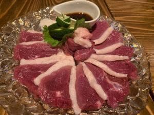 炭火炉端 イコール