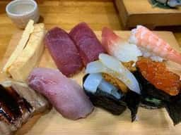 こやまずし