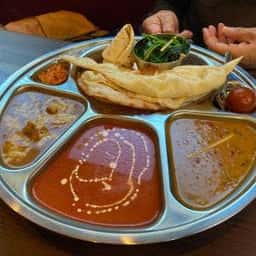 インド・ネパール・タイ料理 エビン 中川駅前店