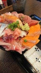 海鮮処ろぐ亭