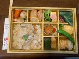梅の花 神戸大丸店