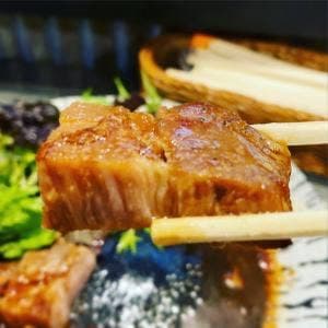 豚と鶏とワイン よし屋