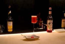 バー ラ・サーラ クアドリフォリオ