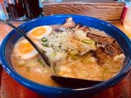 元祖にんにくラーメン らーめん 笑楽