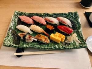 鮨おさ内