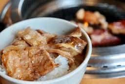 焼肉きんぐ 三好店