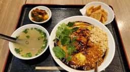 ミャンマー料理 Mya Myint Mo