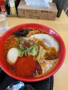 GUN助ラーメン