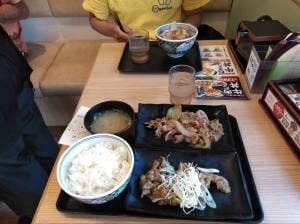 吉野家 16号線磯子丸山店