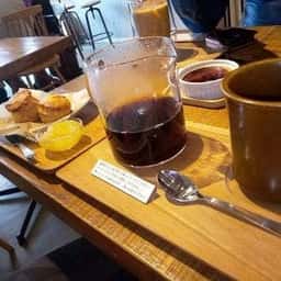 Middle Garden Coffee Stand