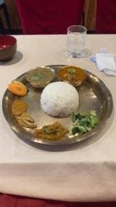 アジアン料理 サイリ