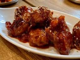春川치맥 Harukawa Chicken and Beer