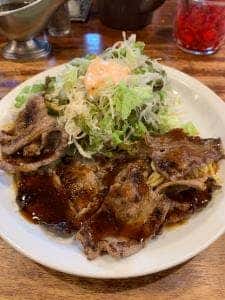 ステーキハウス CUBE