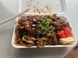 神戸長田名物 ぼっかけ焼きそば 山陽道宝塚北SA. キッチンカー