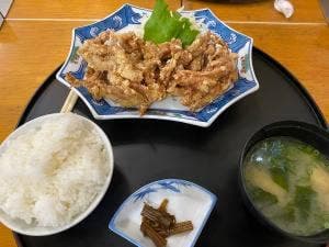 いなか家定食の店