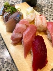 まぐろ人 新仲見世通り店
