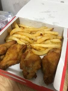ピザハット 日野南店