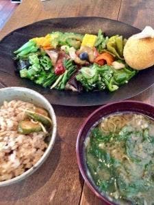 ごはん屋 ヒバリ