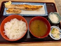 炭火焼専門食処 白銀屋 中野坂上分店