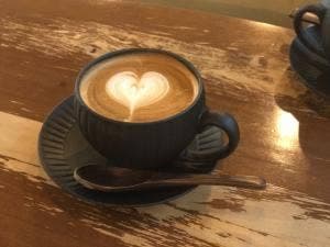 カフェ イエロー