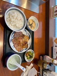 牛たんとろろ麦めし ねぎし 114ビル店