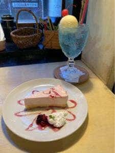 ブリキボタン CAFE&DINING