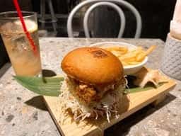 deli fu cious 虎ノ門ヒルズ店