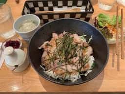 ハルダイニング