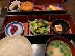 魚然 四谷店