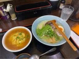 鶏白湯ラーメン らくらく亭
