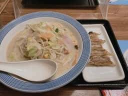 リンガーハット 新橋駅前店