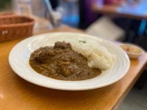 カフェ&ビアレストラン アビオン